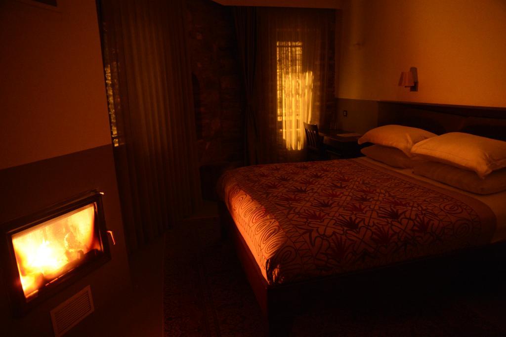 Ayasoluk Hotel & Restaurant Сельчук Экстерьер фото