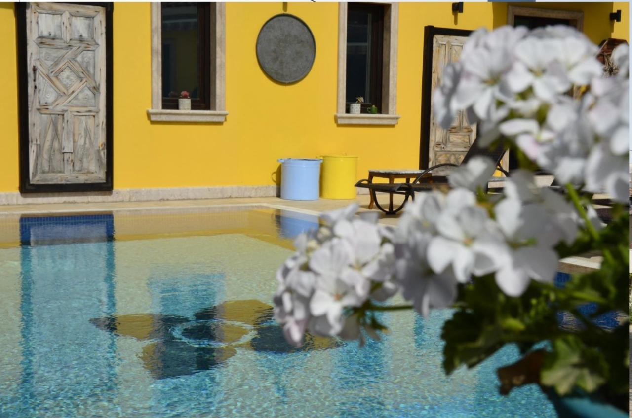 Ayasoluk Hotel & Restaurant Сельчук Экстерьер фото